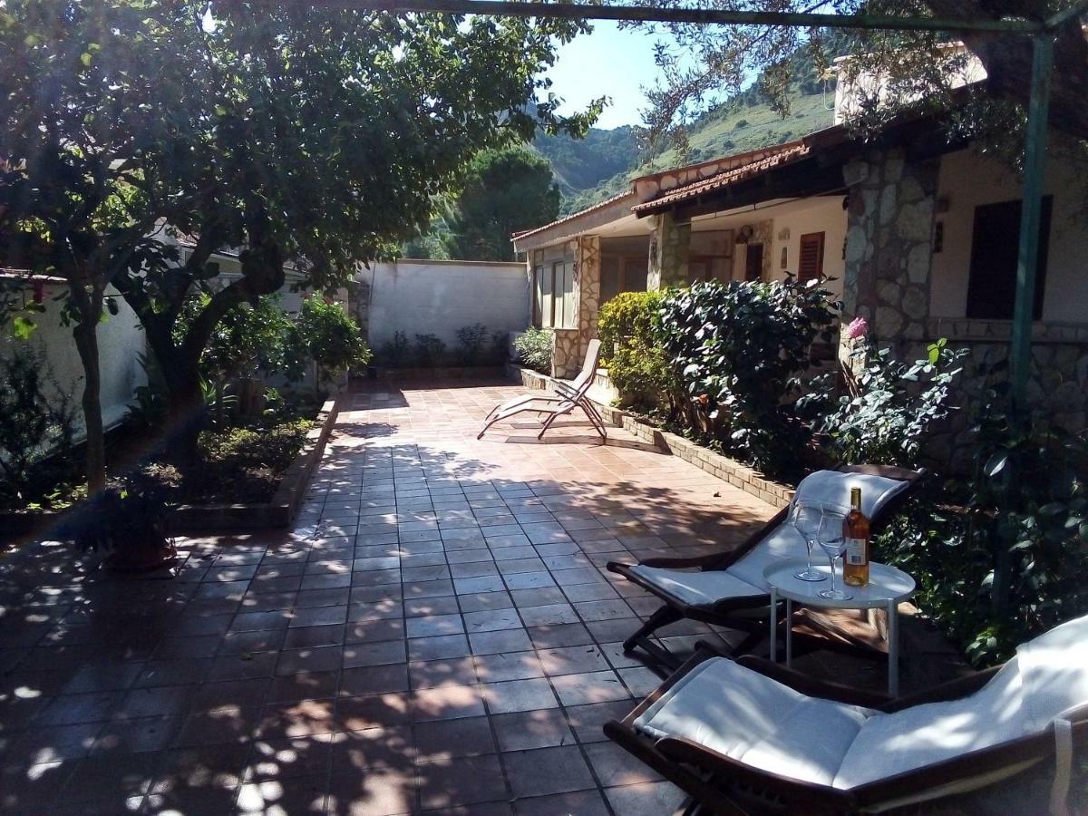 Вилла Il Giardino Di Hyccara Карини Экстерьер фото